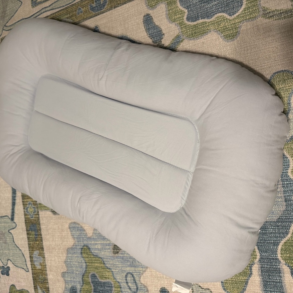 Amazon Essentials Light Blue Kids Pillow